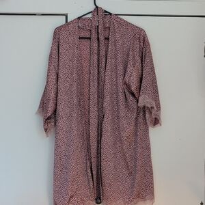 Chic Pink Silky Kimono Robe with Pink Cheetah Design